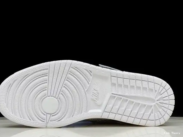 Kicked Out Shoe Store Jordan Off-White Retro White 1 Air High AQ0818-100 0531